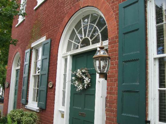 Ascot House Bed & Breakfast Marietta Екстериор снимка